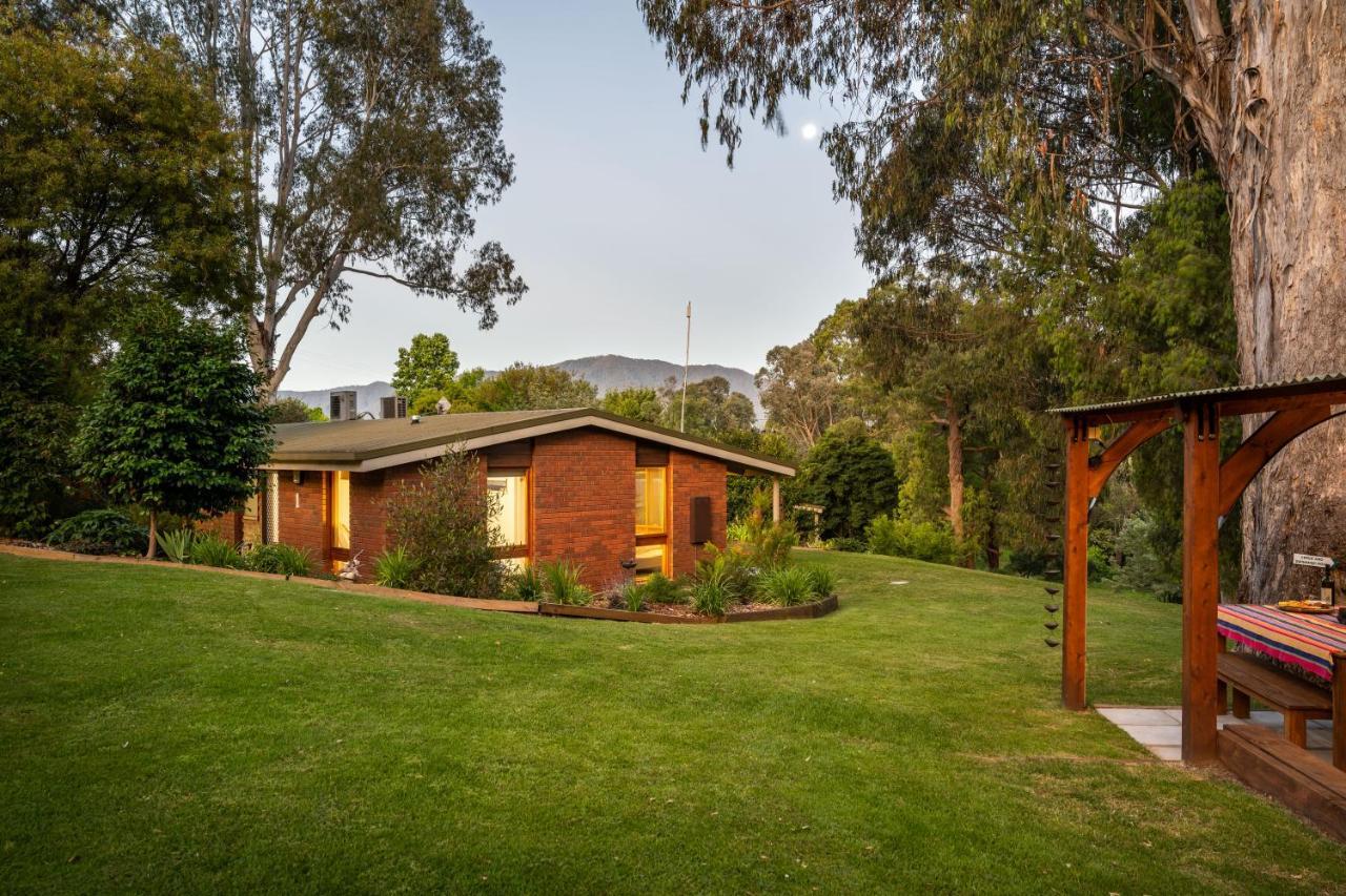 Kiewa Country Cottages Mount Beauty Exteriör bild